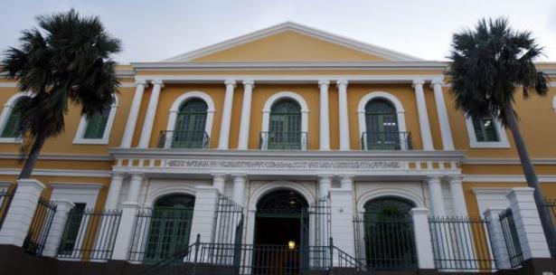 Colegio de Parvulos viejo edificio en San Juan