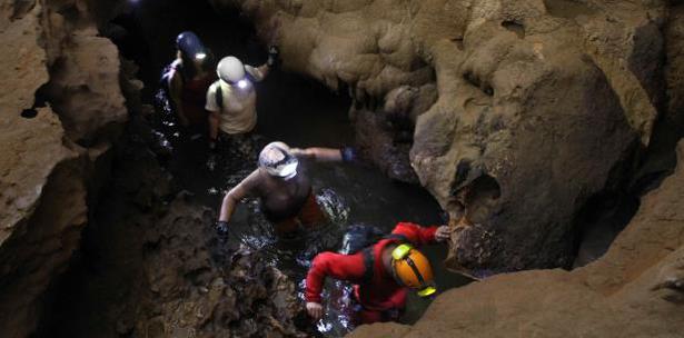 exploradores de cuevas Puerto Rico